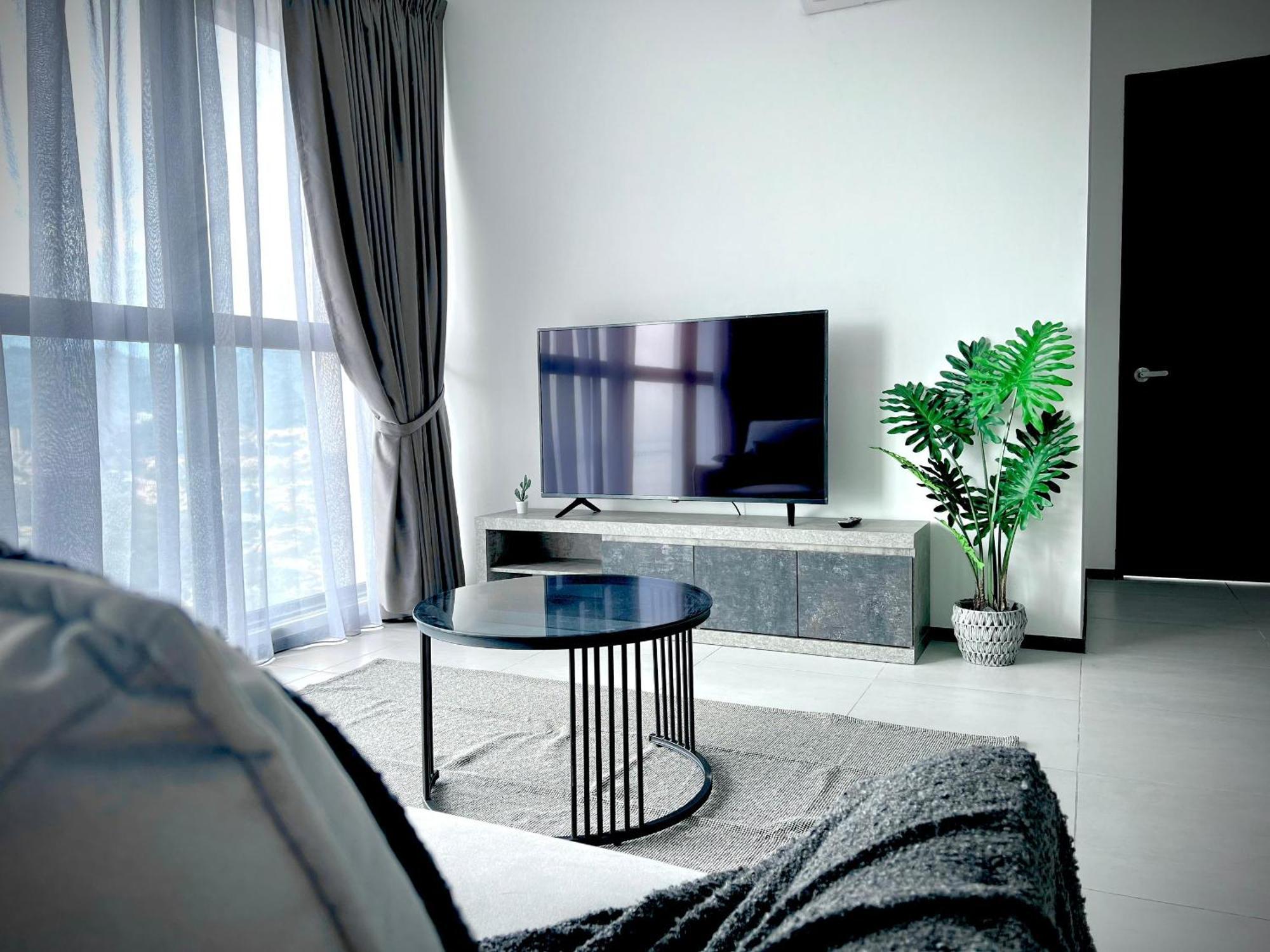 Urban Suites Two Or Three Bedroom Georgetown By Anc Jelutong Екстериор снимка