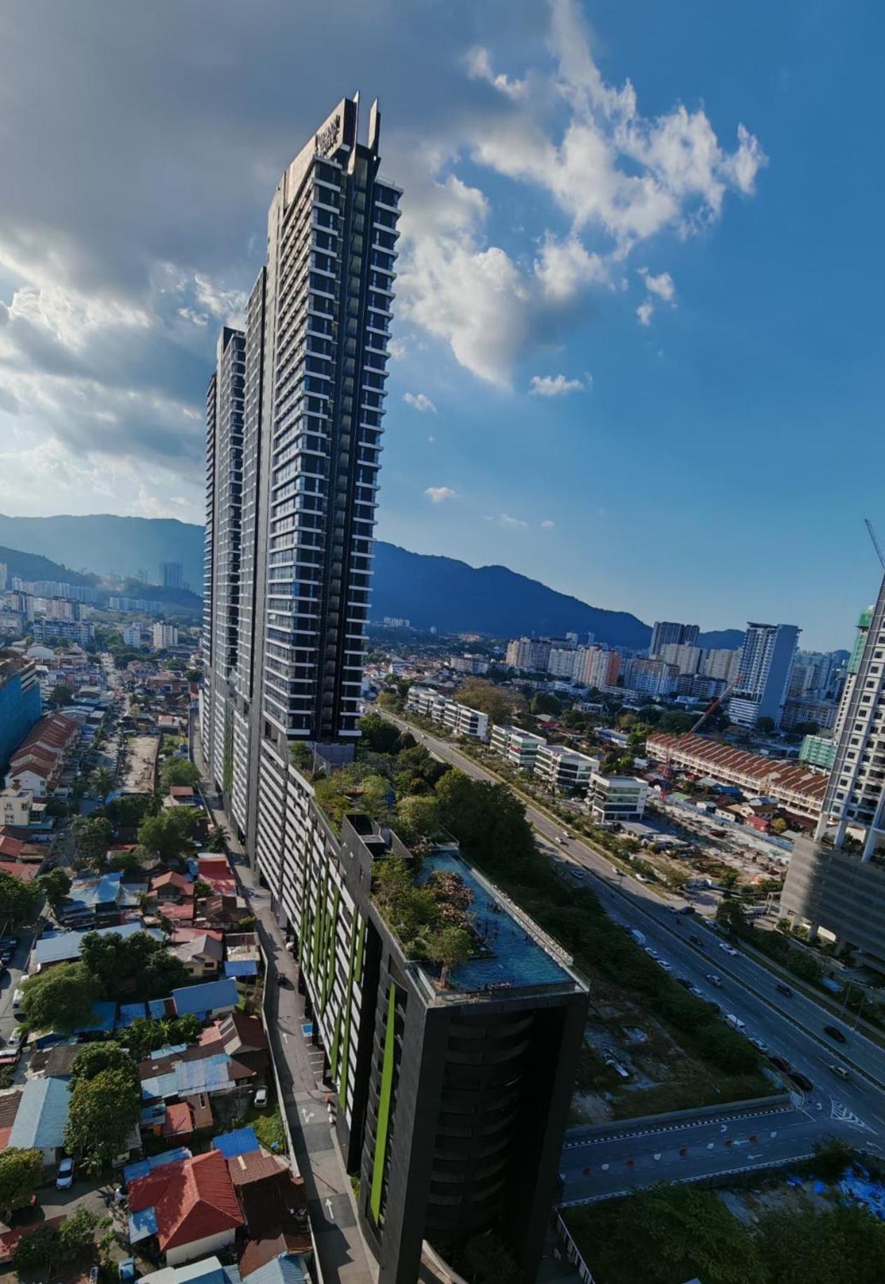 Urban Suites Two Or Three Bedroom Georgetown By Anc Jelutong Екстериор снимка
